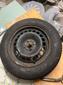 4 gomme invernali Kleber con cerchi