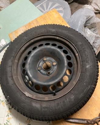 4 gomme invernali Kleber con cerchi
