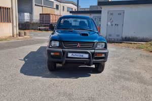 Mitsubishi L200 2.5 TDI 4WD Double Cab GANCIO TRAI