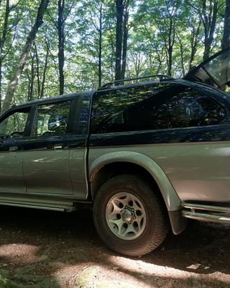 Hard top Mitsubishi L200 anno 2000