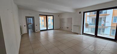 Benevento: Trilocale con terrazzo