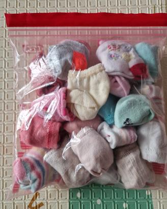 20 paia di calzini per neonata