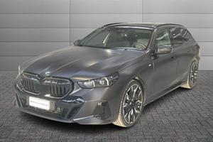 BMW Serie 5 G61 2024 Touring - 520d Touring 48V xd