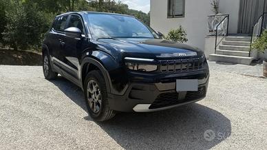 jeep Avenger 1.2 elettrico / benzina 