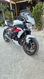 Triumph street triple r