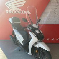 Honda SH 150 SPORT