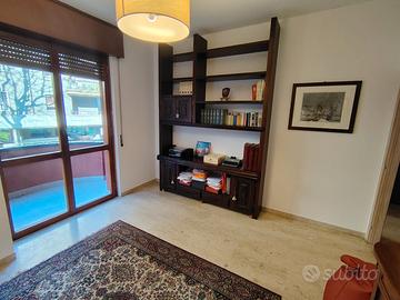 Vedano al Lambro trilocale cantina p auto coperto