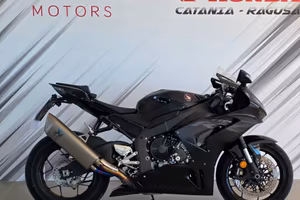 Honda CBR 1000 RR R FIREBLADE