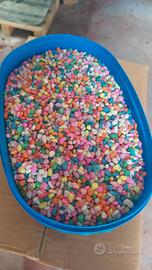 Ghiaia multicolore per acquario