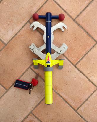 Antifurto meccanico bloccapedali BullockExcellence