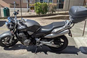 Honda Hornet 900