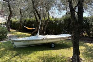 Barca a vela 470 Nautivela
