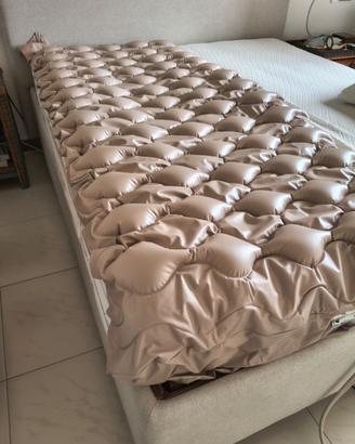 Materasso anti decubito + compressore