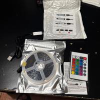 Strisce luminose a LED RGB telecomandato