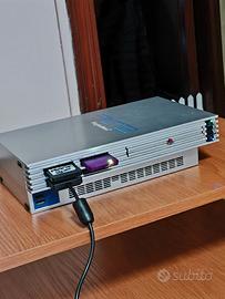 PS2 fat con Memory card e chiavetta USB giochi ecc