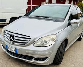 Mercedes-benz B 200 CDI Sport AUTOMATICO ok Neopat
