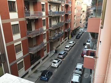 Appartamento con 3 camere Via Molise 18