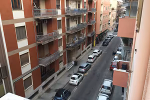 Appartamento con 3 camere Via Molise 18
