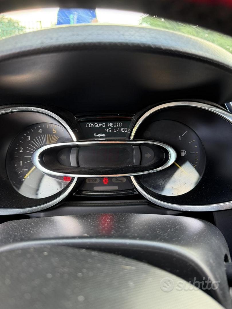 Renault Clio 2014 photo 4