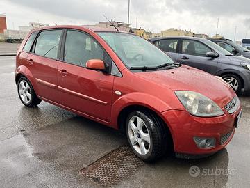 FORD FIESTA 1.2 BENZINA
