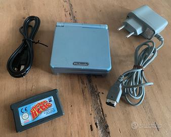 Game Boy Advance SP Nintendo + gioco + accessori
