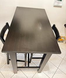 Tavolo alto + 2 sgabelli IKEA
