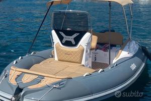 Gommone Salpa Soleil 18 con Suzuki 90 - 2024