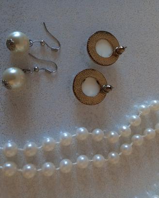 collana con orecchini