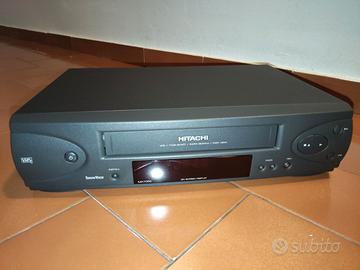 Videoregistratore VHS Hitachi VT-MX705E