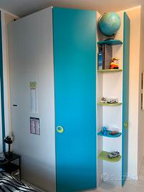 Armadio angolato x ragazzi + letto contenitore