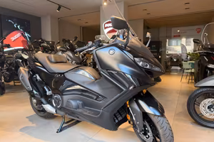 Yamaha TMAX 560 2023