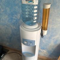 Distributore d acqua