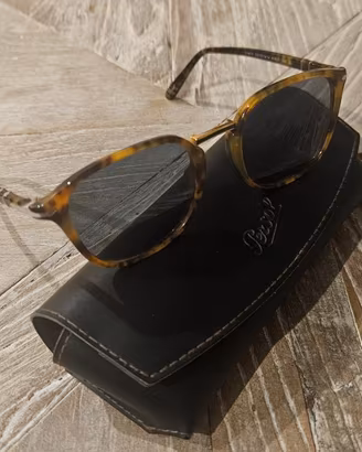 OCCHIALI DA SOLE PERSOL PO 3186s