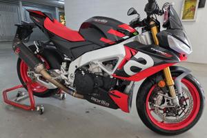 Aprilia Tuono V4  factory 2022