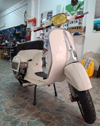 Vespa 50 Special