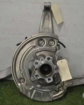 BMW G30 Mozzo fusello anteriore sinistro