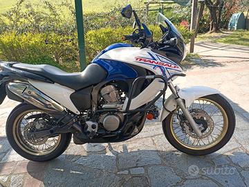 Honda Transalp 700