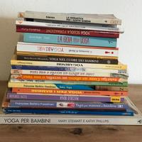 Lotto 21 Libri Piccolo Yoga Bambini Ginnastica