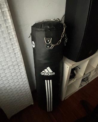 Kit boxe Adidas completo + Supporto da muro.