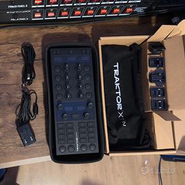 Traktor Kontro X1 MK3 - Native Instruments