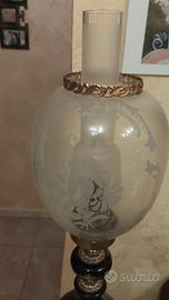 Lume in porcellana vintage