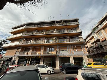 Boccea - locale commerciale c/1