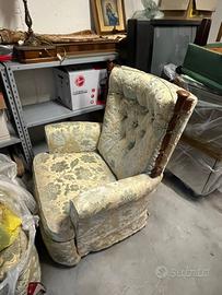 Coppia di Poltrone in Velluno