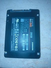 disco solido Samsung 860 Evo da 250 GB