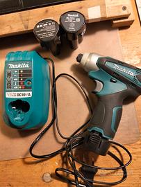Avvitatore a impulsi Makita 12V + 3 batterie