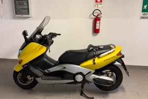 Yamaha T Max - 2001