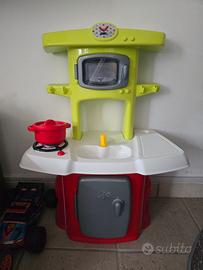 Mini cucina per bimbi 2/3 anni.