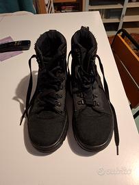 scarpone dr martens donna numero 39