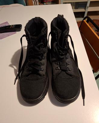 scarpone dr martens donna numero 39