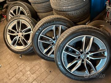 4cerchioni in lega  con gomme